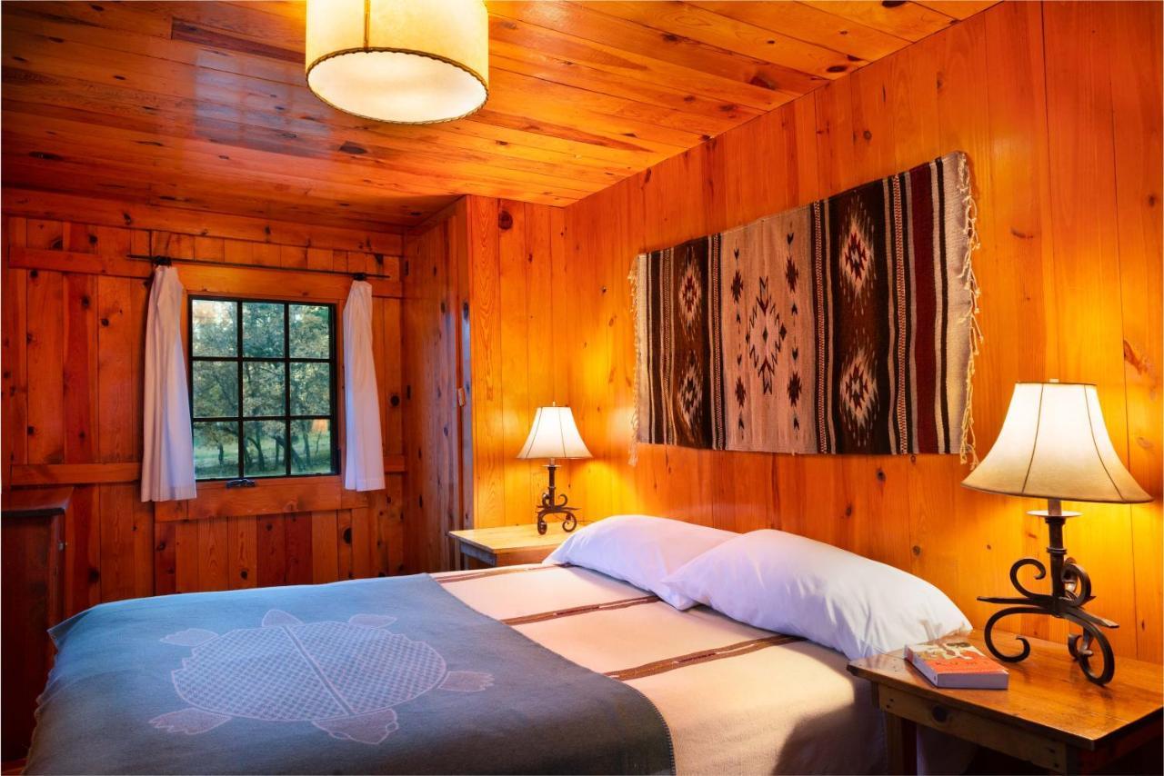 Corkins Lodge Chama Exterior foto
