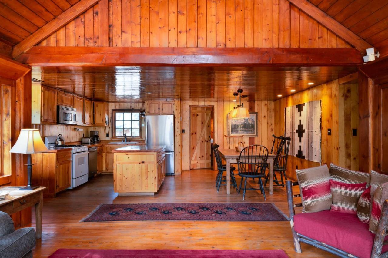 Corkins Lodge Chama Exterior foto